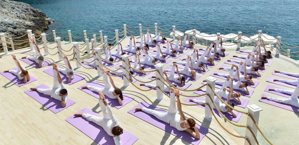 Uluslararası Yoga Federasyonu (UYF) ve ETS Tur güvencesindeki organizasyon, hem spor hem sağlık hem de huzur dolu bir tatil arayanlar için özel olarak hazırlanmış.