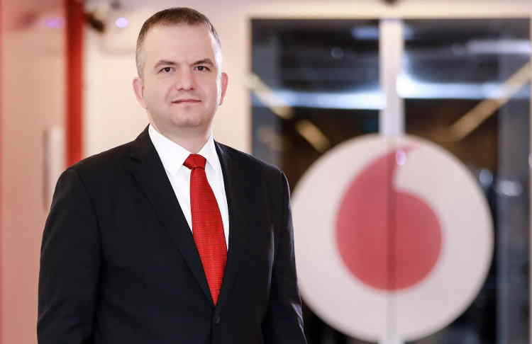 Vodafone Türkiye Müşteri Operasyonlarından Sorumlu İcra Kurulu Başkan Yardımcısı Emre Ergun görseli Mentor Haber'de.