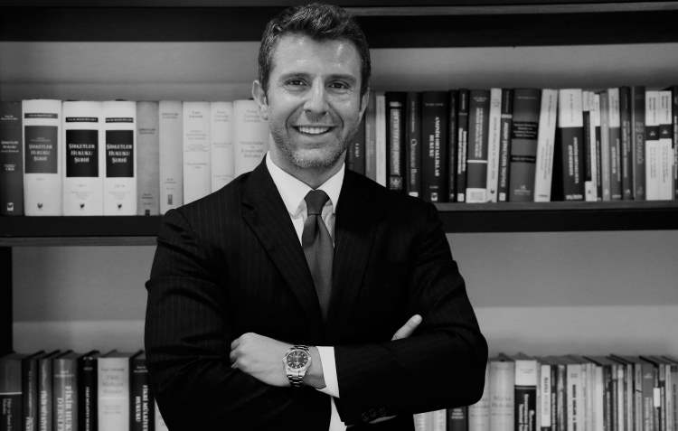 Gökçe Avukatlık Bürosu Yönetici Ortağı mentor Görkem Gökçe görseli Mentor Haber'de.