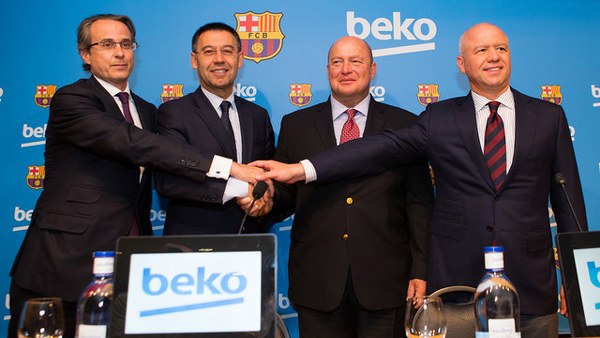 Beko logosu 4 yıl boyunca, FC Barcelona’nın yeni formasının sol kol kısmında ve antrenman kitlerinin üzerinde yer alacak.