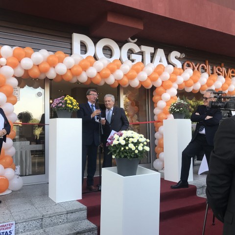 Doğtaş CEO’su Ersin Serbes, Doğtaş yöneticileri ve çok sayıda davetli katıldı.