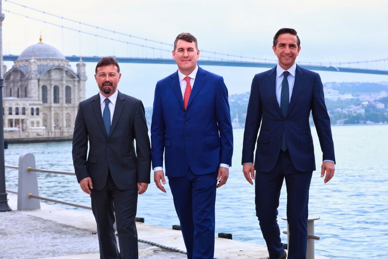 Toplantı, Vodafone Türkiye İcra Kurulu Başkan Yardımcısı Derya Hatiboğlu tarafından 2016-17 finansal verilerinin paylaşılmasıyla sona erdi.
