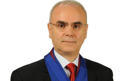 Öyle bir eğitim sistemi oluşturmalıyız ki, orada terörist değil ‘’Evrensel İnsan’’ yetişmelidir. Marifet, mevcut teröristleri yok etmek değil, onların içerisinden ‘’Evrensel İnsanlar’’ çıkartabilmektir.