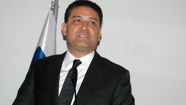Yıldız Teknik Üniversitesi, Mühendislik Fakültesi, Makine Mühendisliği Bölümünden 1987 yılında mezun olan Haydar Yenigün, Kariyerine 1987 yılında Ford Otosan’da başladı ve kariyerine Ford Otosan’da devam ederek birçok bölümde çeşitli başarılara imza attı.