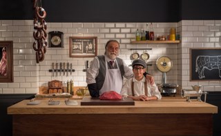 Dönerin sıra dışı markası KasapDöner’in yeni kampanyası için hazırladığı reklam filmi görücüye çıktı.