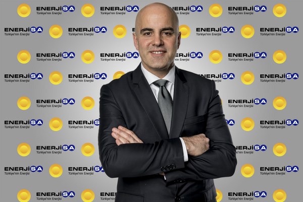 Enerjisa CEO’su Kıvanç Zaimler: "ürkiye’deki en uzun tahvil ihracına ilişkin şunları söyledi: “Enerjisa olarak büyümeye ve yükselmeye devam ediyoruz."
