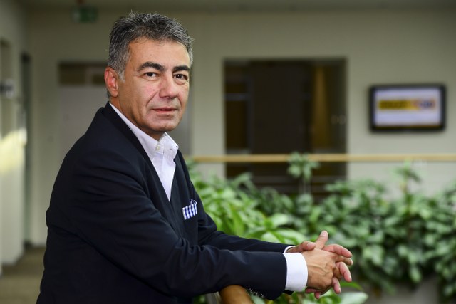 5 Oyak Renault Mühendislik Direktörlüğü çalışanı Algılanan Kalite dalında en iyi mühendislik uygulaması ödülü aldı.