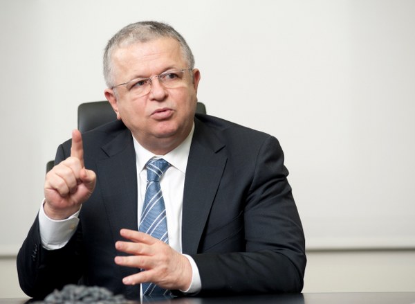 Çelik İhracatçıları Birliği Başkanı Namık Ekinci, “İnşaat çeliğinin iç piyasa fiyatlarını tüm söylemlerimizde açıkladık ancak haksız iddialara devam edildiğini gördük. 2