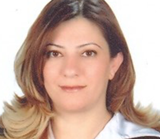 Perihan Çöcelli, evlidir; 1 kız ve 1 erkek çocuk annesidir.