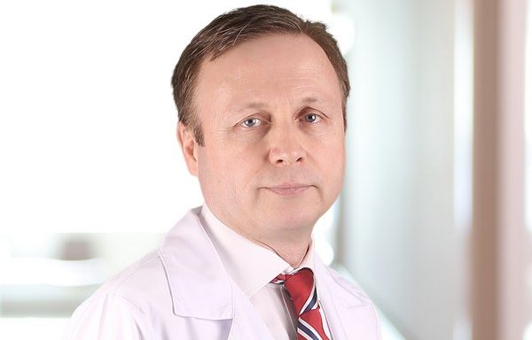 Medical Park Bahçelievler Hastanesi Kulak Burun ve Boğaz Uzmanı Prof. Dr. Özcan Öztürk’ün ‘ani işitme kaybıyla’ ilgili uyarılarına kulak verin.
