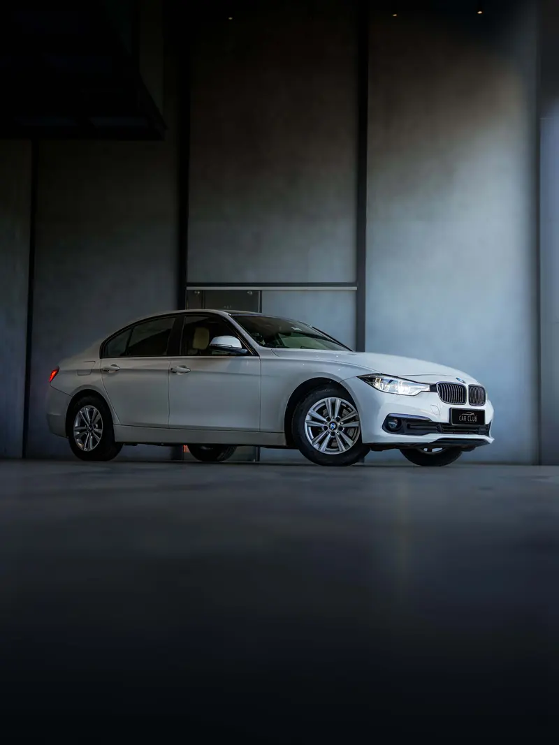 2017 BMW 320 D Prestige — photo 1