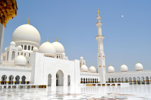 Hotels in Abu Dhabi, solo trip