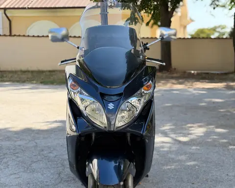 Suzuki Burgman 2008