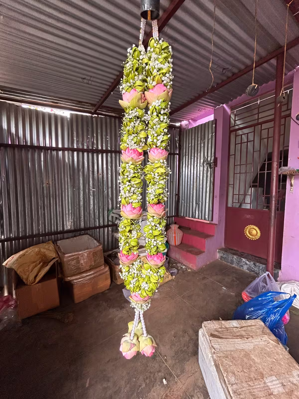 Manoranjitham Garland variation 4