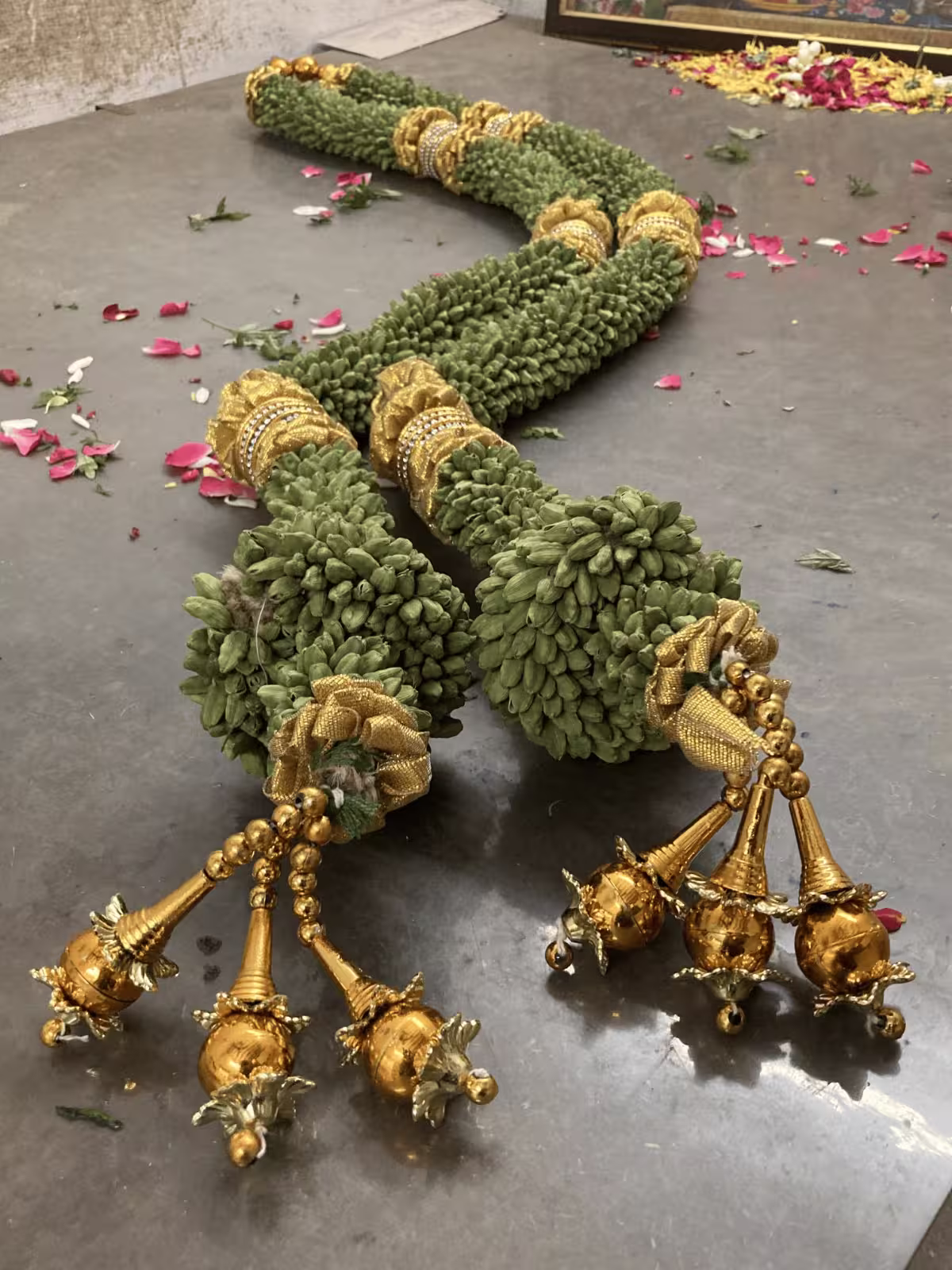 Cardamom Garland variation 2