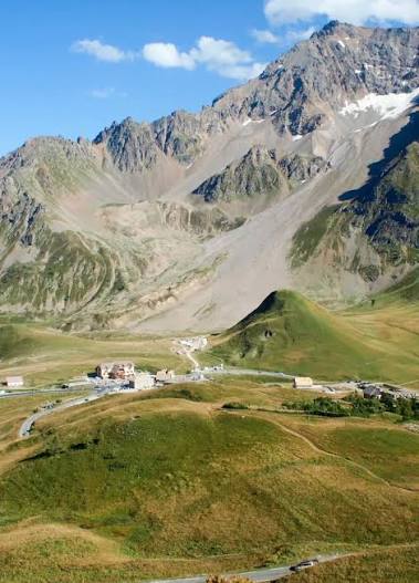 Galibier : la légende se poursuit au sommet