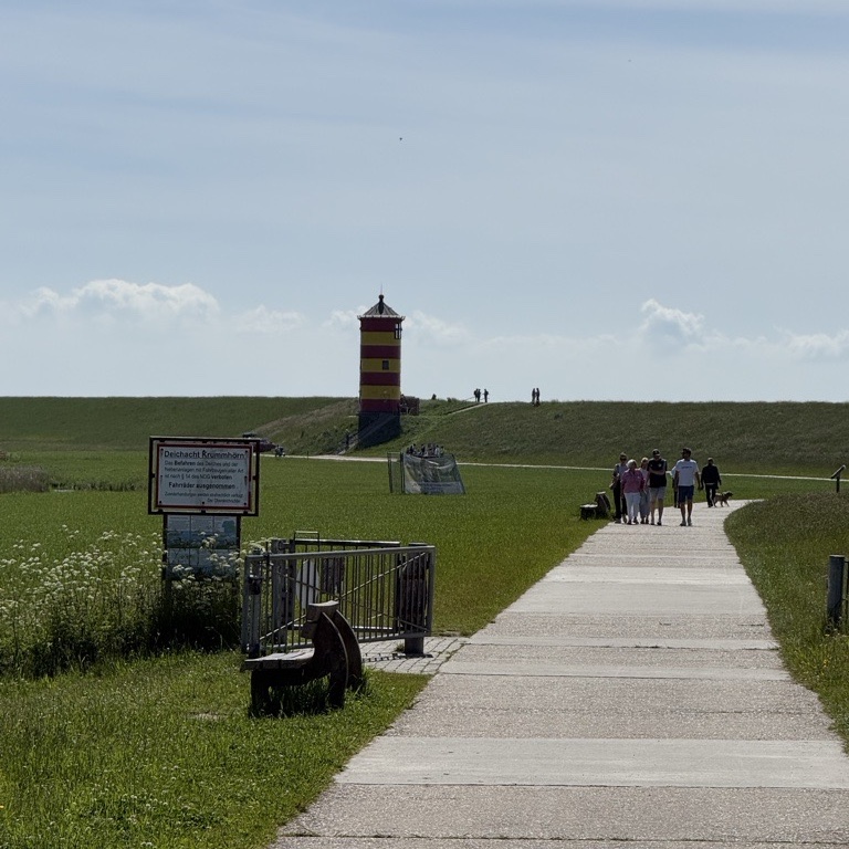 Ostfriesland-Express: Zwischen Leuchttürmen und Welt