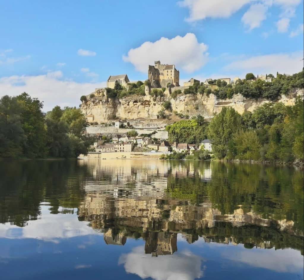 Chateaux de Dordogne via Lauzun