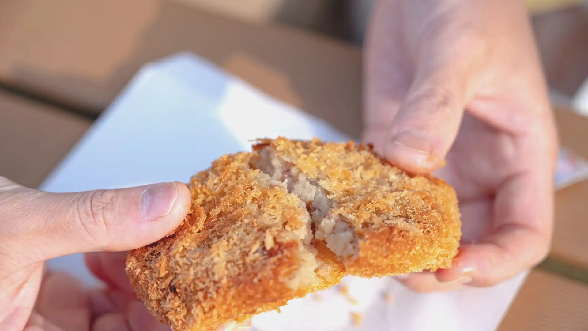 求人イメージ画像・阪急うめだ本店・販売運営スタッフ［コロッケ］