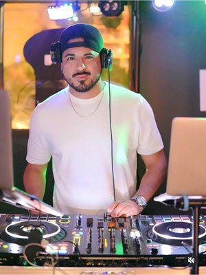DJ Caramelo logo
