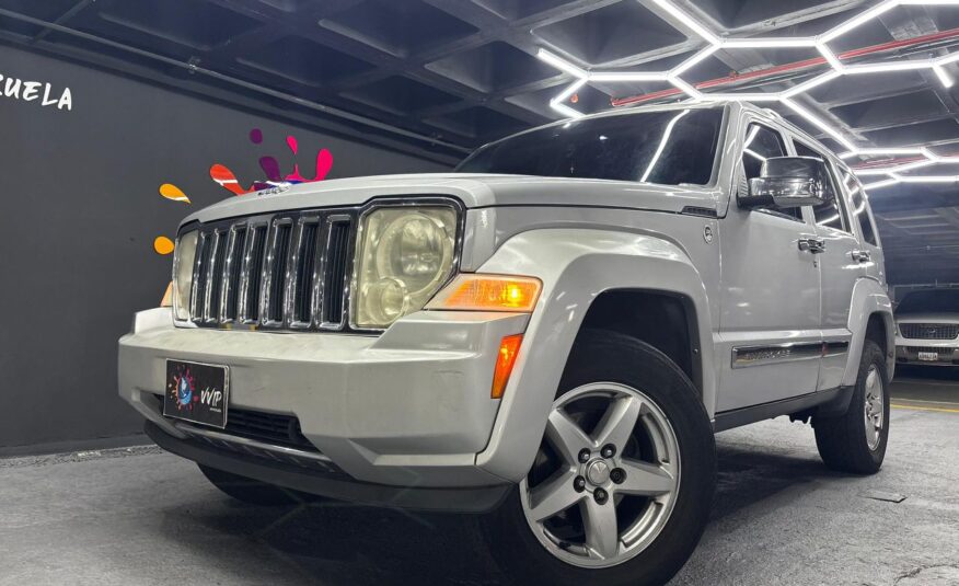 Jeep Cherokee Limited - Año 2010