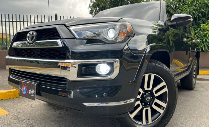 Toyota 4Runner Limited – Año 2018 - Foto 1