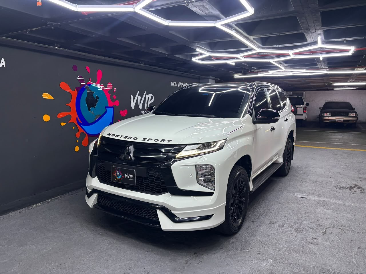 Mitsubishi Montero Sport Prime - Año 2023 miniatura 2