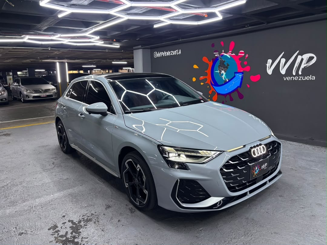 Audi A3 Sportback S-Line - Año 2026 miniatura 2