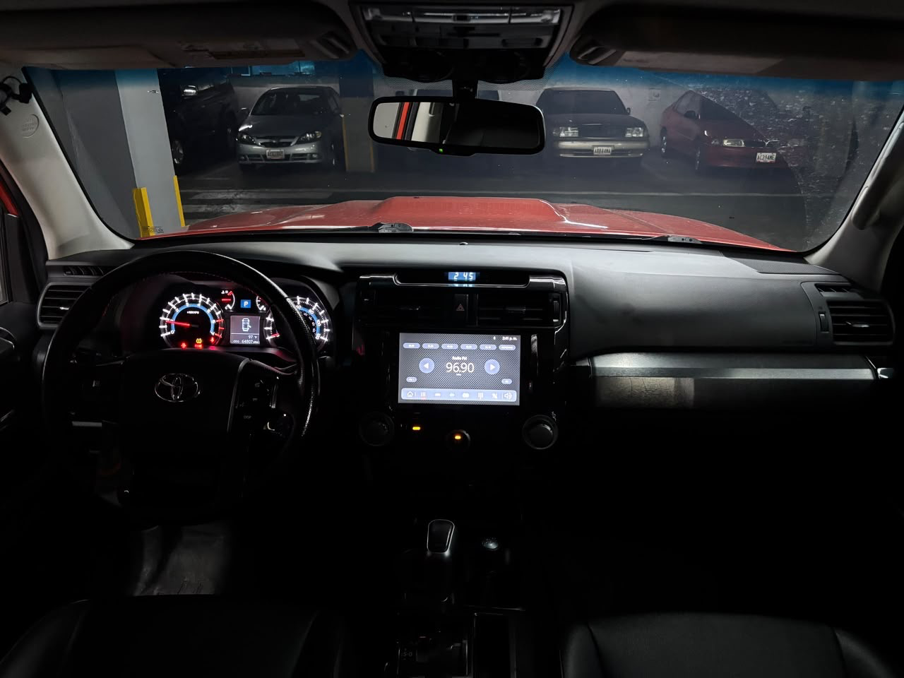Toyota 4Runner TRD PRO - Año 2015 miniatura 17