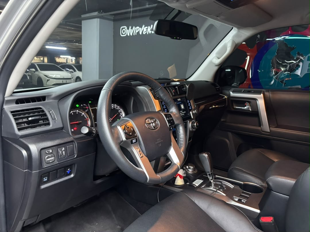 TOYOTA 4runner Limited – Año 2024 miniatura 9