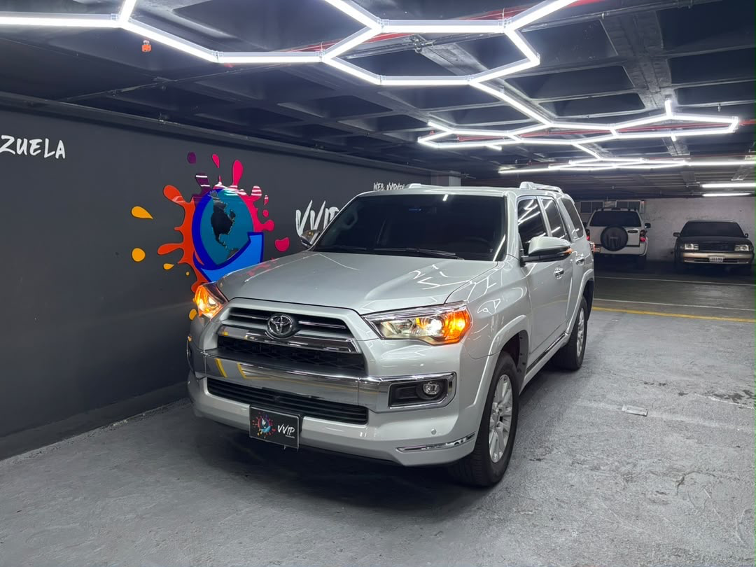 TOYOTA 4runner Limited – Año 2024 miniatura 2