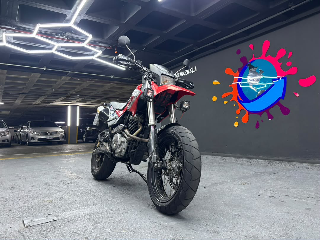 HONDA FMX 650 – Año 2026 - Foto 1