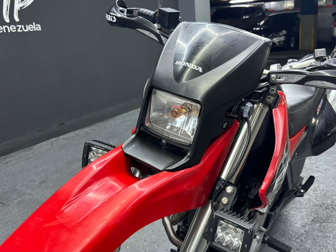 HONDA FMX 650 – Año 2026 miniatura 7
