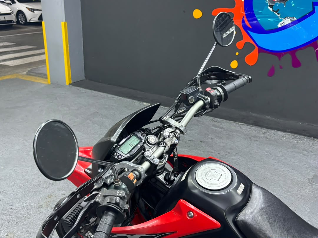 HONDA FMX 650 – Año 2026 miniatura 8