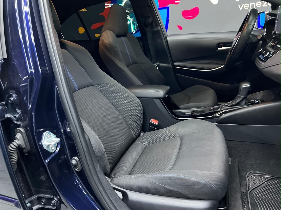 Toyota Corolla SE - Año 2020 miniatura 16