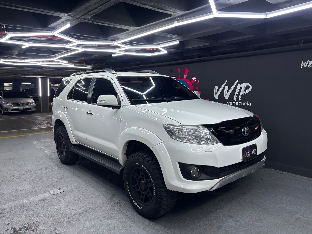 Toyota Fortuner Blindada - Año 218 miniatura 2