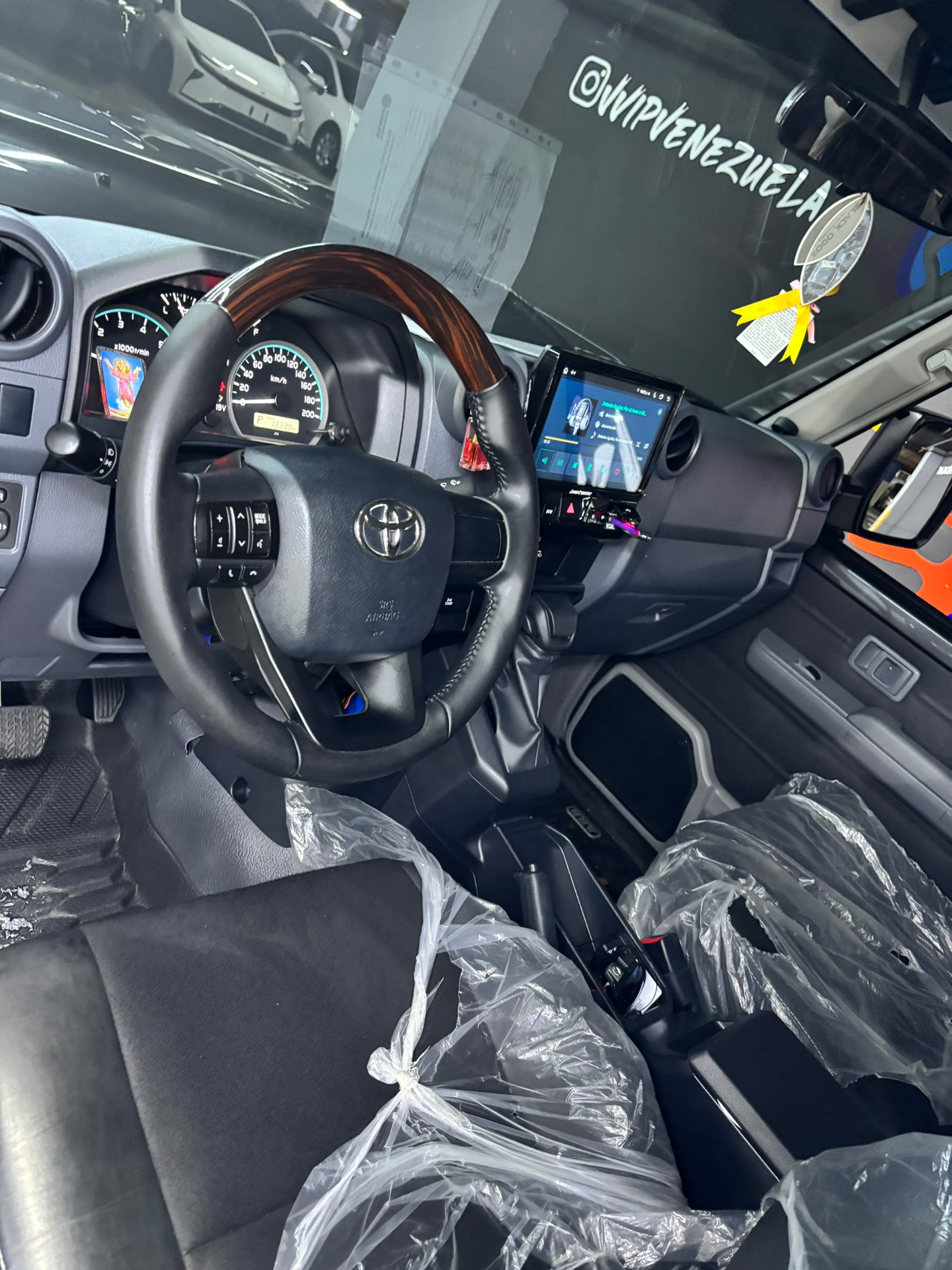 TOYOTA Jnd – Año 2026 miniatura 11