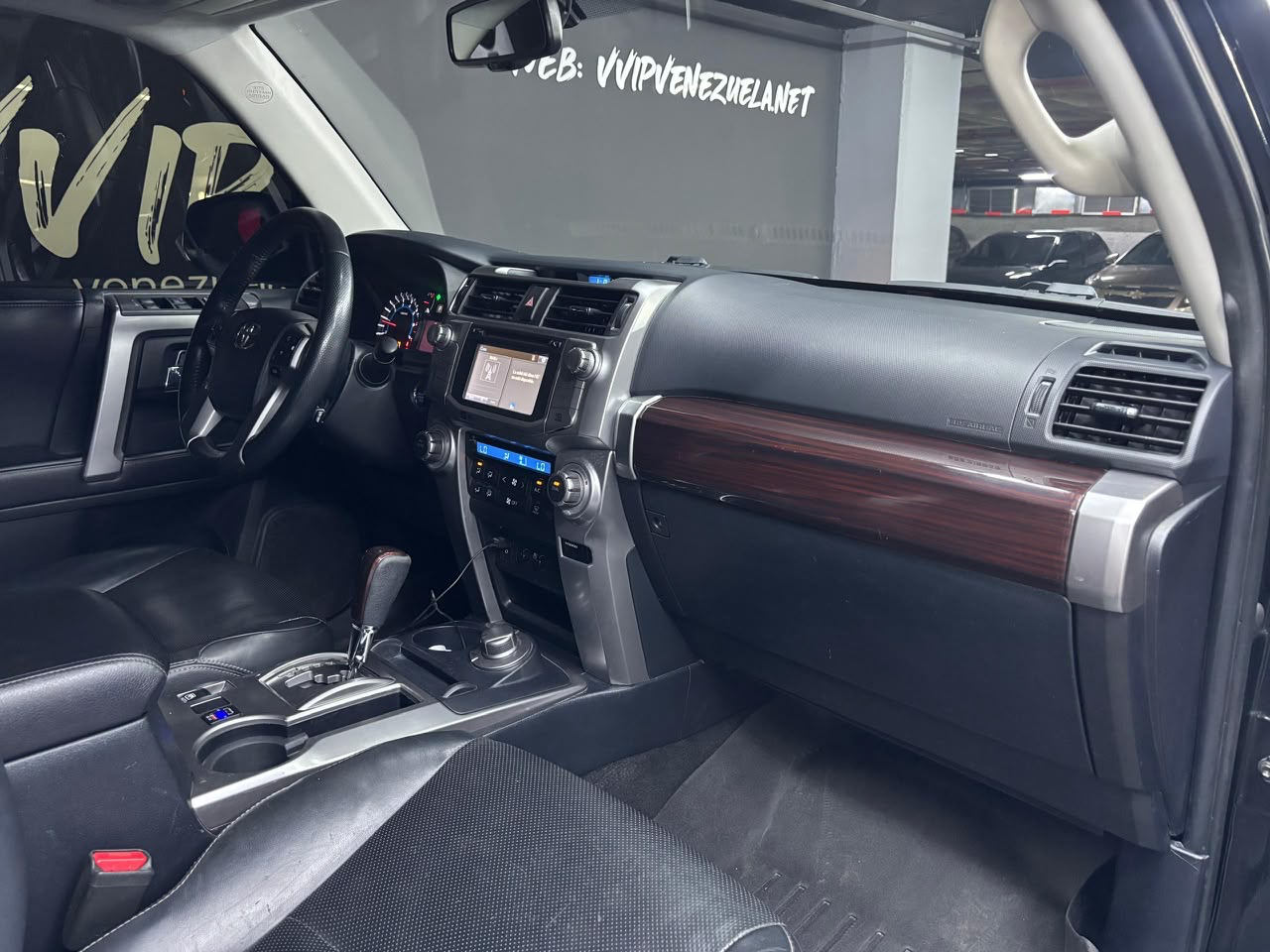 Toyota 4Runner Limited 4x4 - Año 2018 miniatura 9