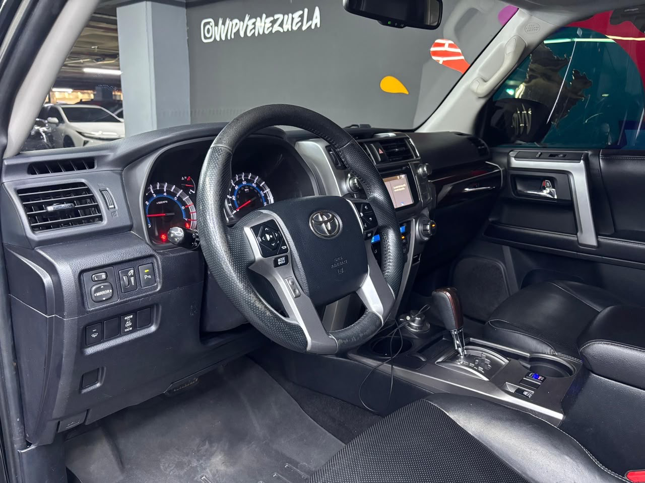 Toyota 4Runner Limited 4x4 - Año 2018 miniatura 12