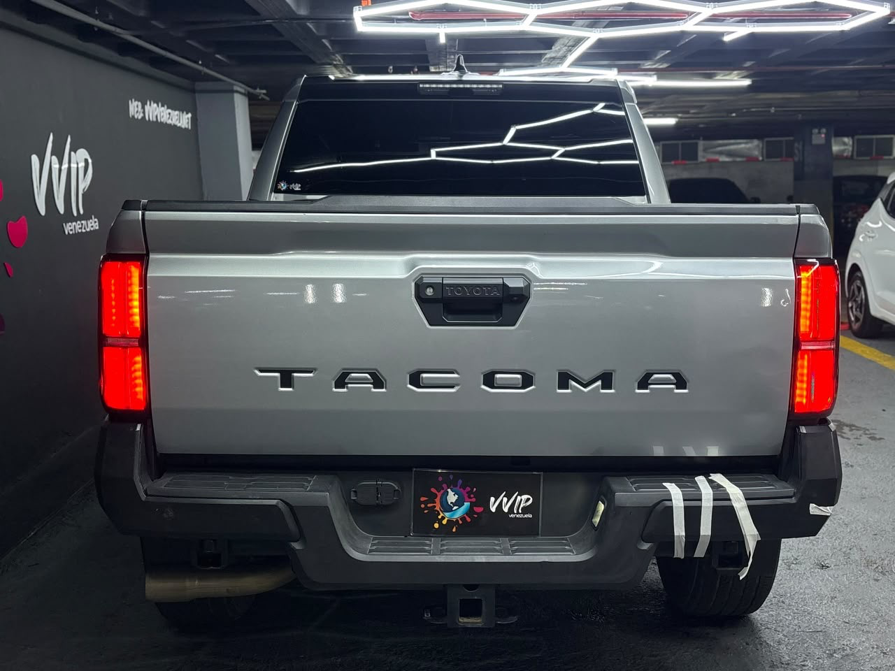 Toyota Tacoma TRD SPORT - Año 2024 miniatura 4