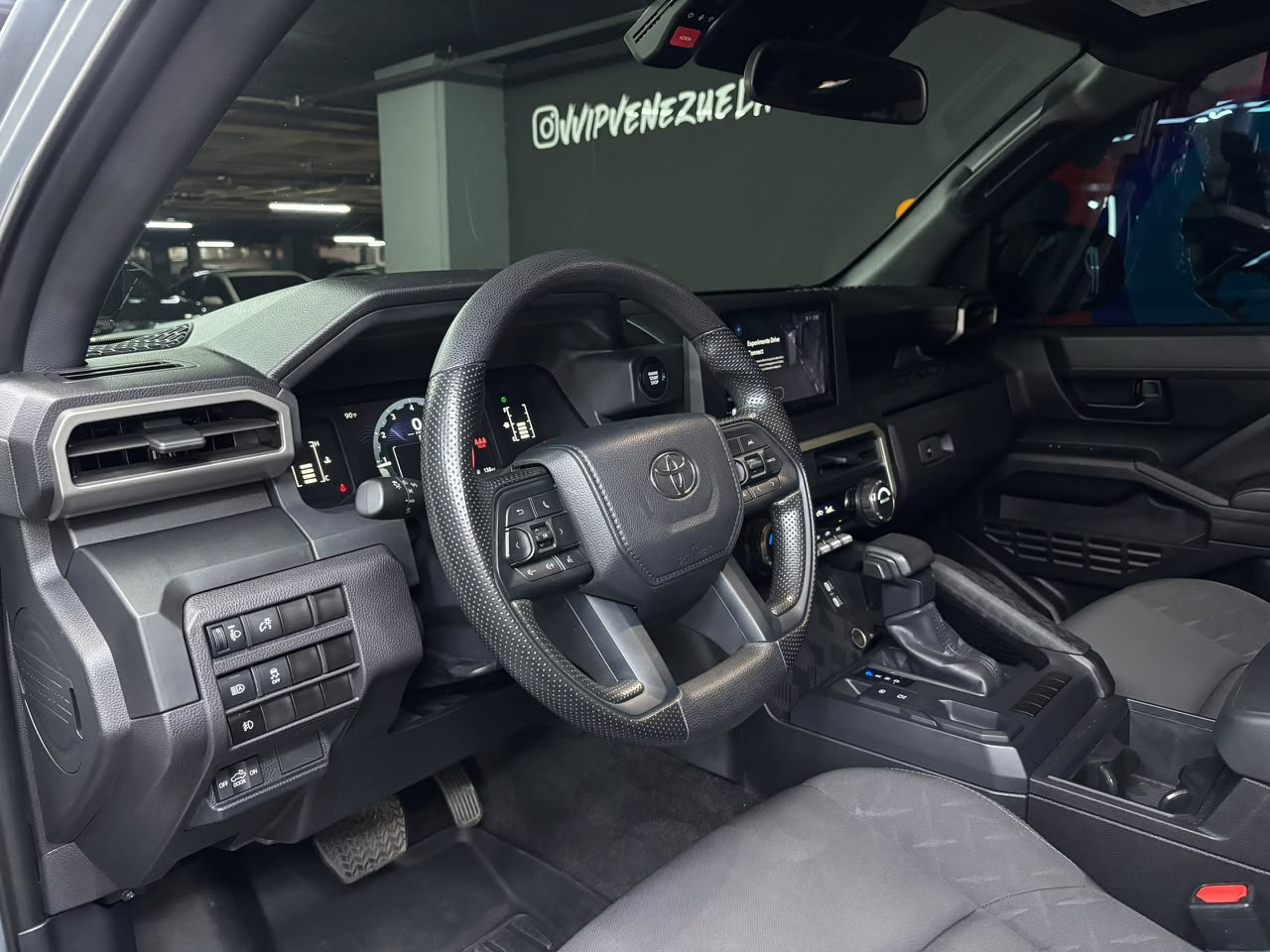 Toyota Tacoma TRD SPORT - Año 2024 miniatura 9