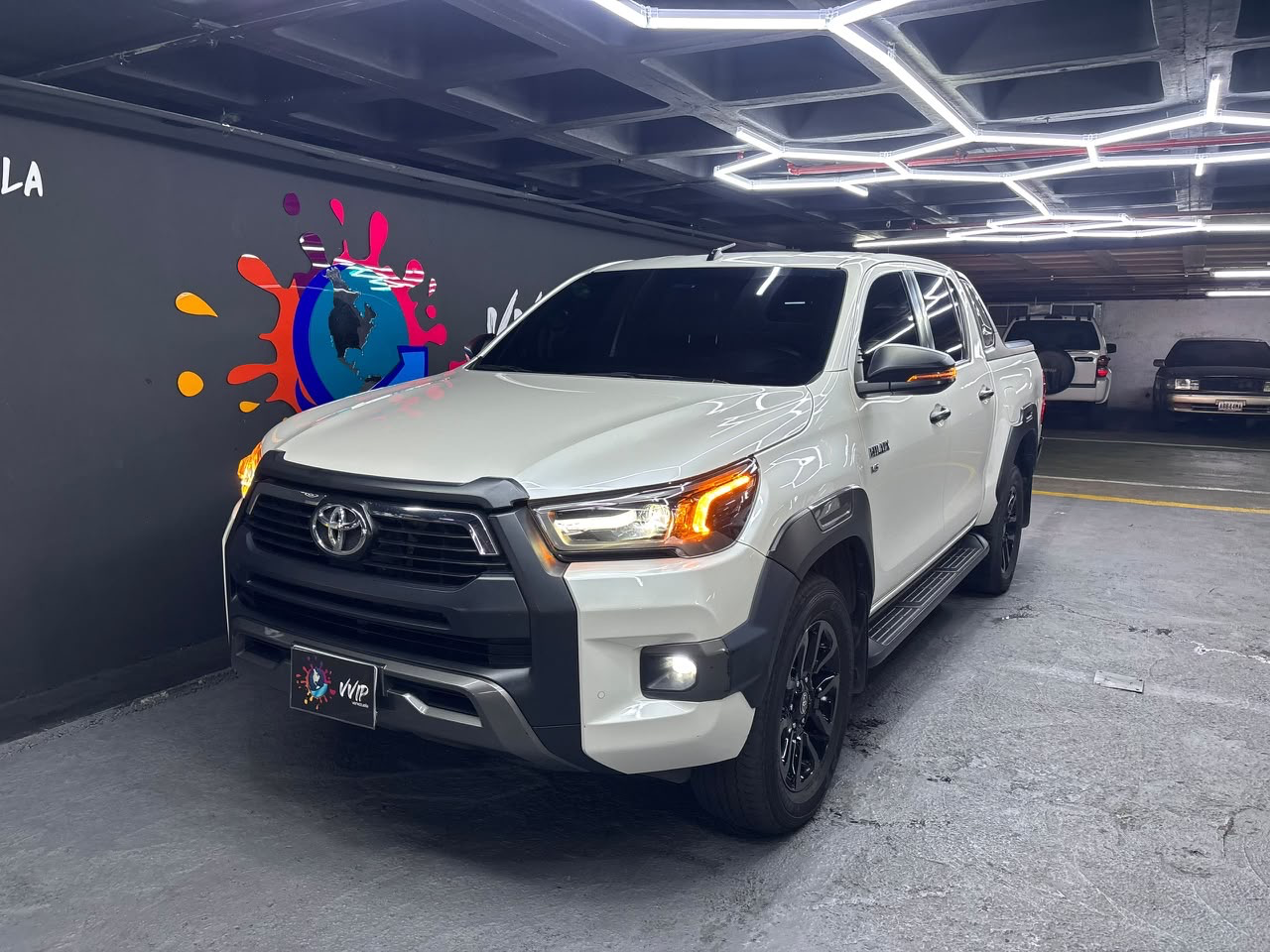 Toyota Hilux SR5 Adventure - Año 2021 miniatura 2