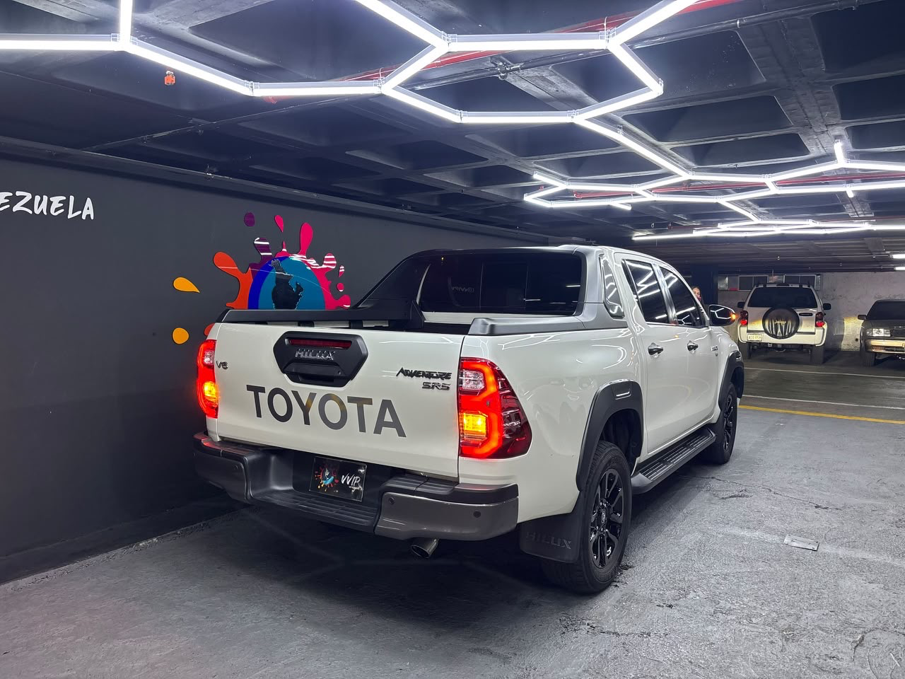 Toyota Hilux SR5 Adventure - Año 2021 miniatura 8