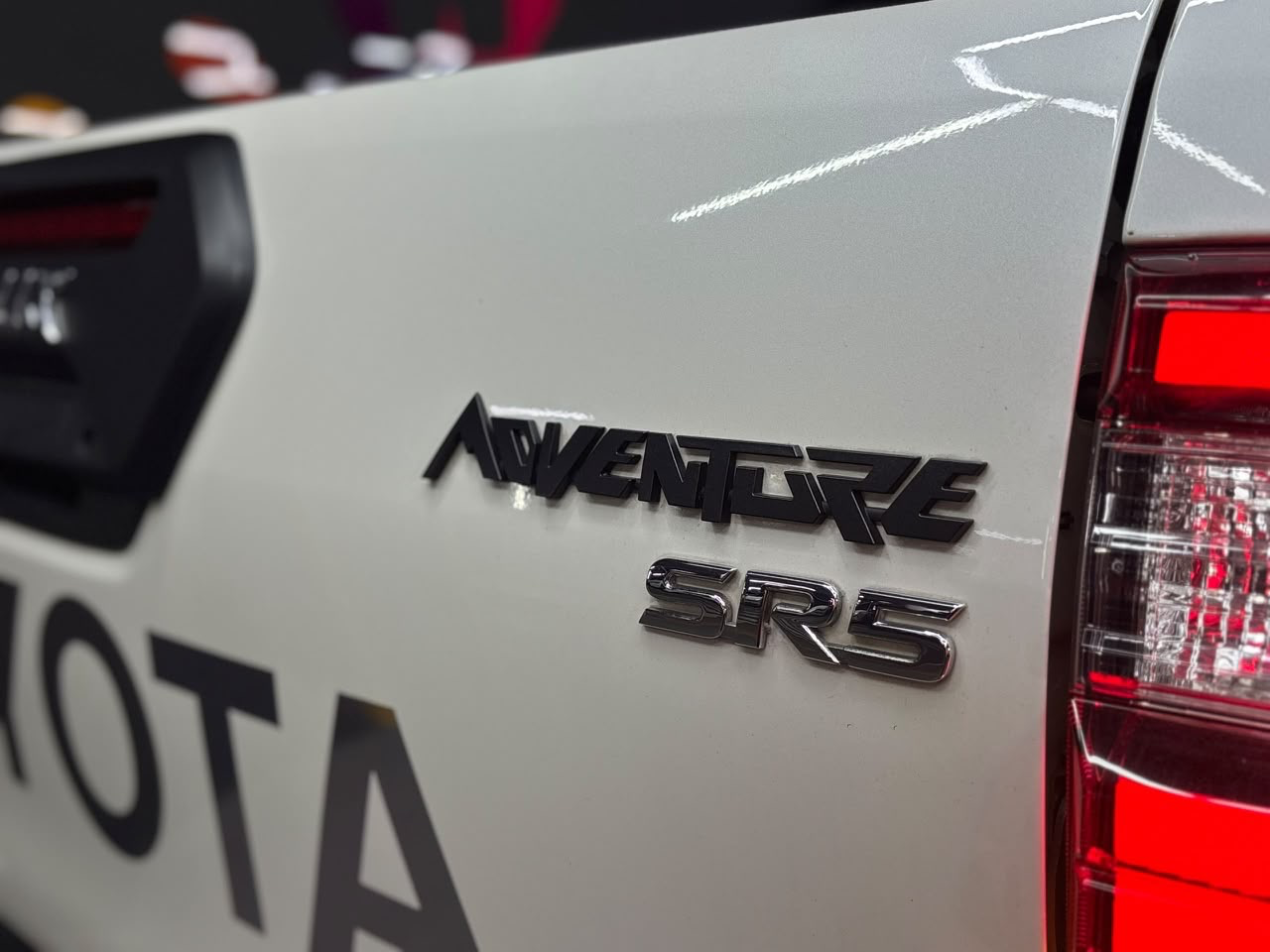 Toyota Hilux SR5 Adventure - Año 2021 miniatura 9