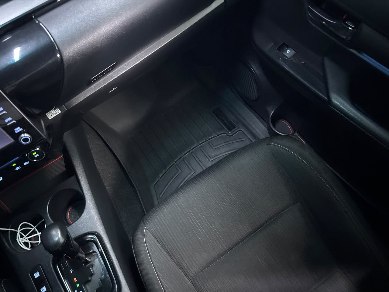Toyota Hilux SR5 Adventure - Año 2021 miniatura 17
