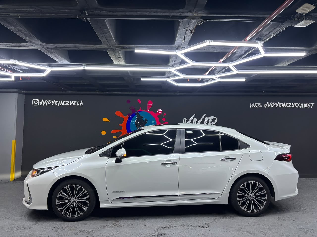 Toyota Corolla Executive 1.5 Dubai - Año 2023 miniatura 5