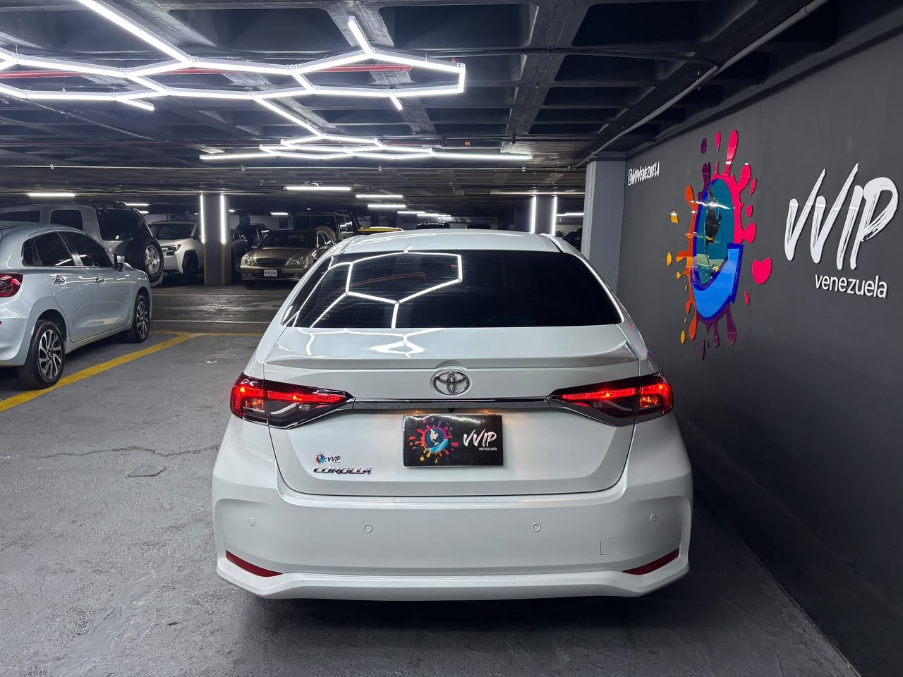 Toyota Corolla Executive 1.5 Dubai - Año 2023 miniatura 8