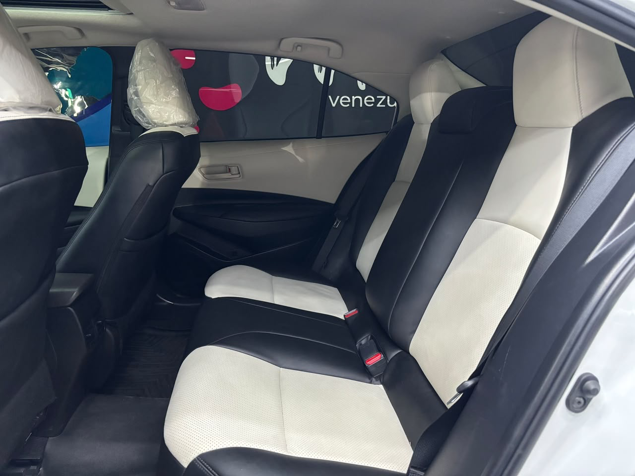 Toyota Corolla Executive 1.5 Dubai - Año 2023 miniatura 14