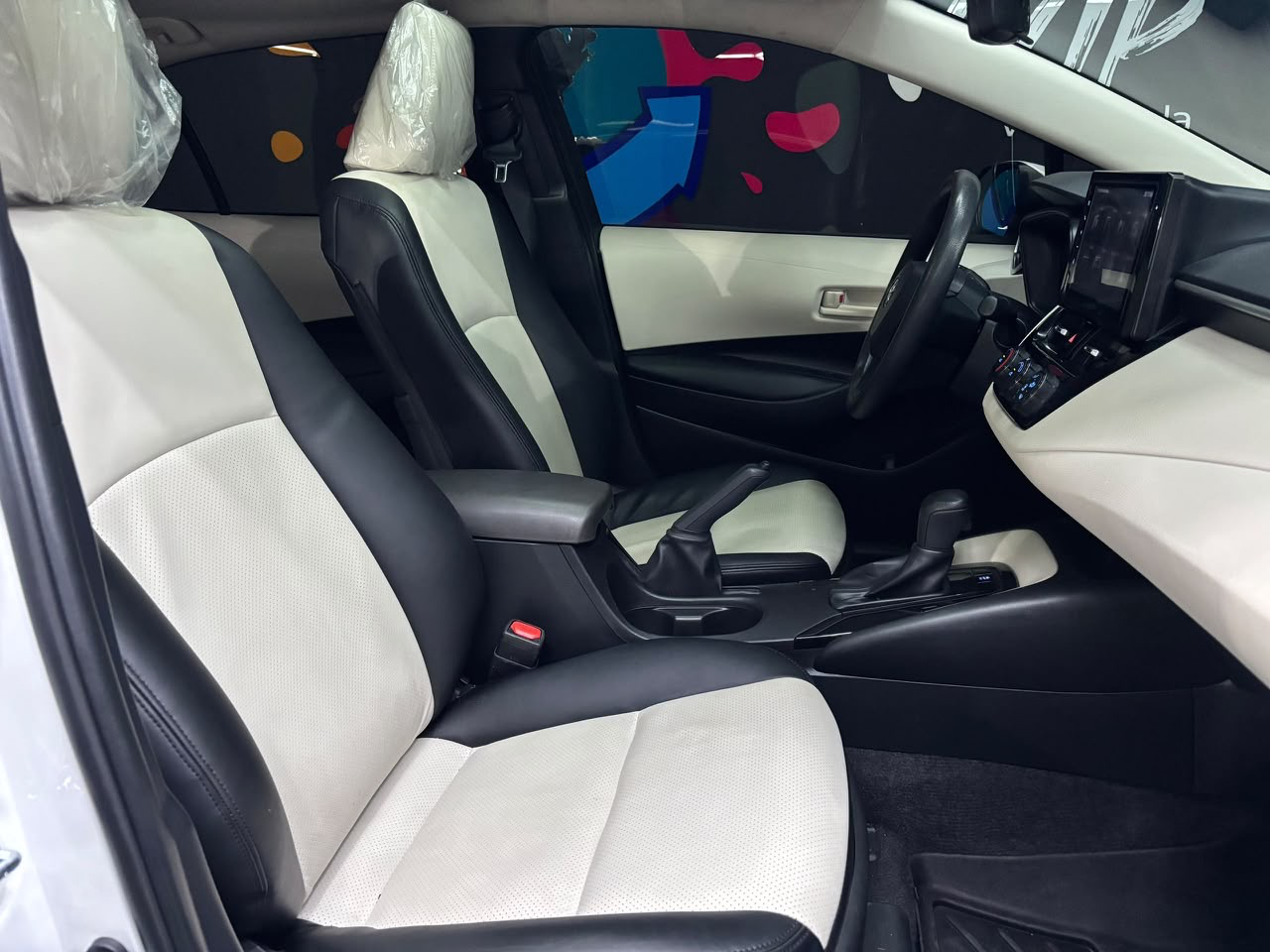 Toyota Corolla Executive 1.5 Dubai - Año 2023 miniatura 16