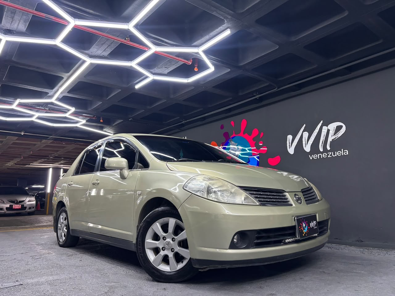 Nissan Tiida - Año 2007